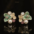 Fleur Émeraude Pearl Studs
