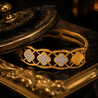 Imperial Clover Radiance Bracelet
