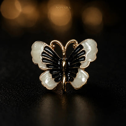 Noir Papillon Ring