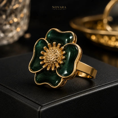 Noir Fleur Bloom Ring