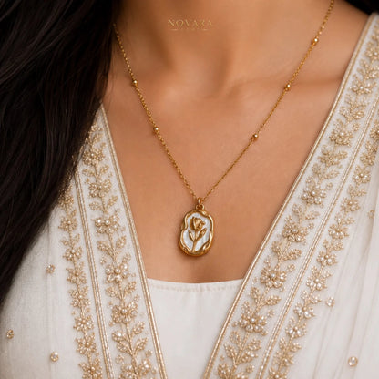 Pearl Bloom Pendant Necklace